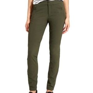 Athleta wander skinny pant in ancient forest